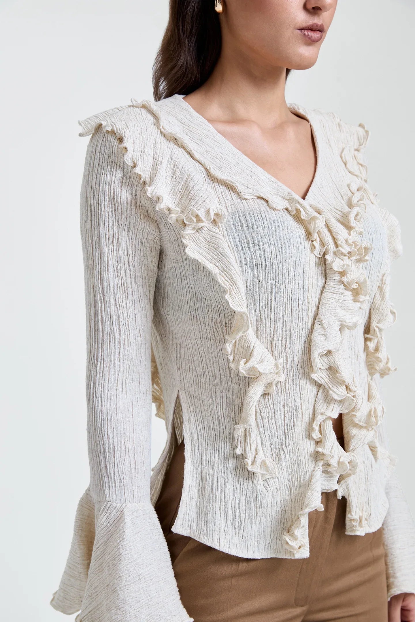 Off White Crinkled Ruffled Top – Anjum Khan