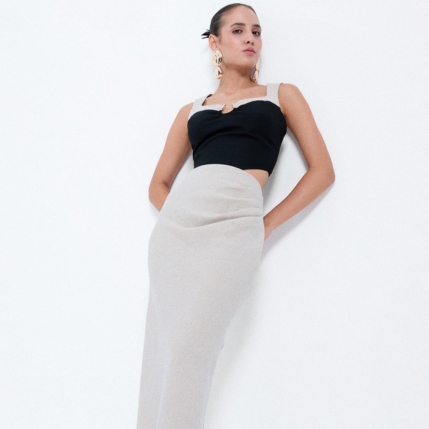 Black and natural linen co-ord set, styled view - Anjum Khan