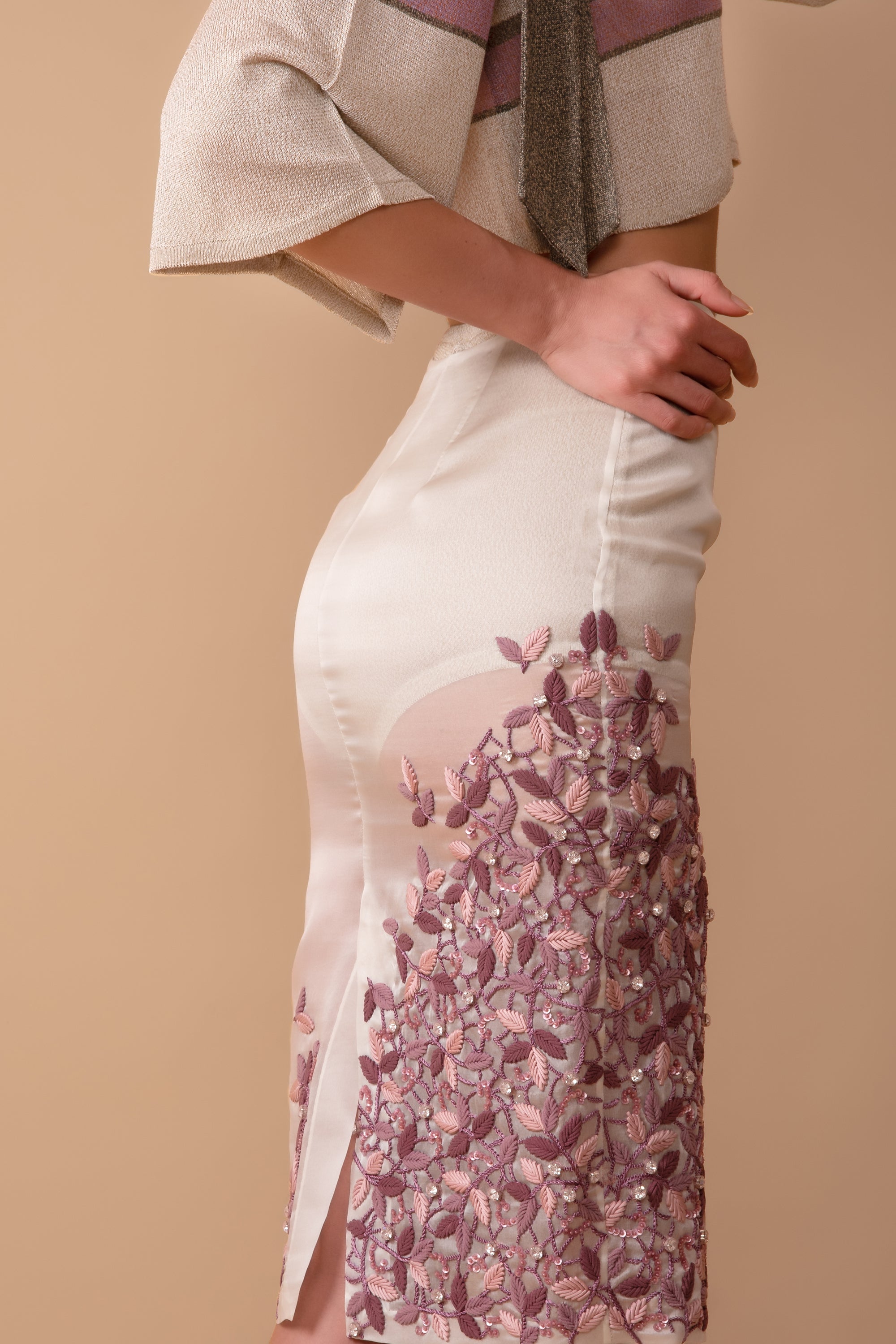 Embroidered organza outlet skirt